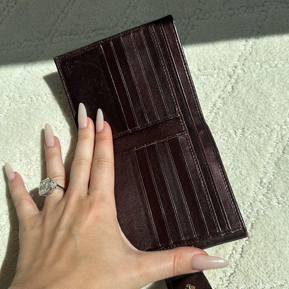 Gucci Embossed GG Heart Logo Burgundy Leather Wallet - Picture 4 of 6